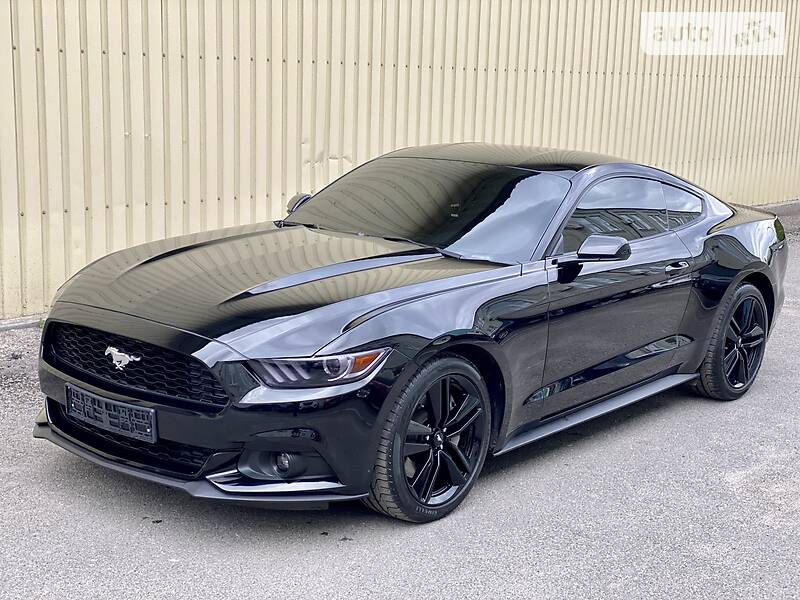 Купе Ford Mustang 2017 в Киеве
