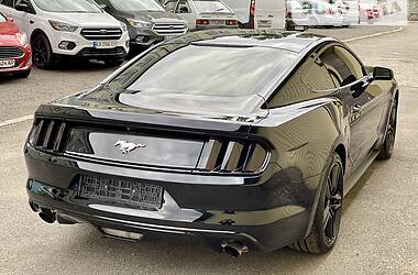 Купе Ford Mustang 2017 в 