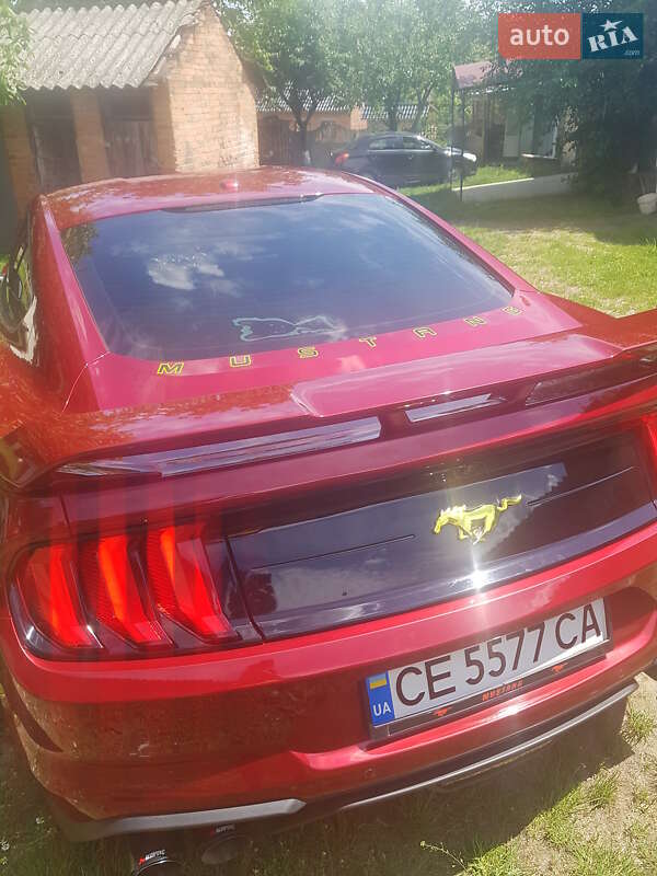 Купе Ford Mustang 2018 в Чернівцях
