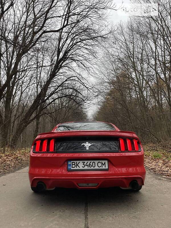 Седан Ford Mustang 2015 в Киеве фото 11 Седан Ford Mustang 2015 в Киеве