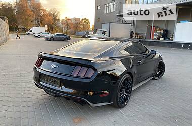 Купе Ford Mustang 2014 в 