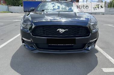 Купе Ford Mustang 2016 в Києві