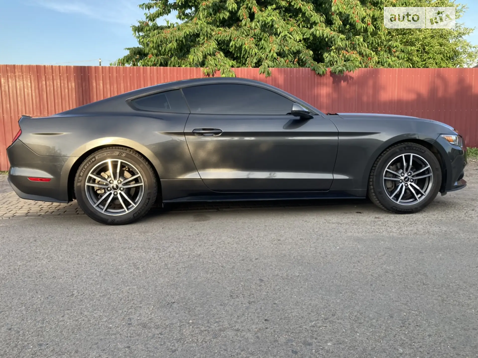 2017 Ford Mustang - мініатюра 4