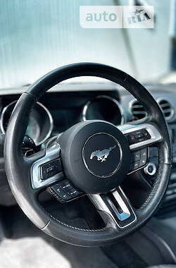 Купе Ford Mustang 2014 в Черновцах