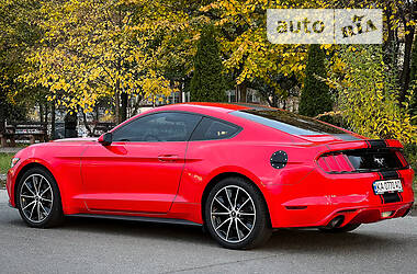 Купе Ford Mustang 2016 в 