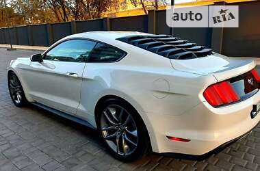 Купе Ford Mustang 2015 в Одесі