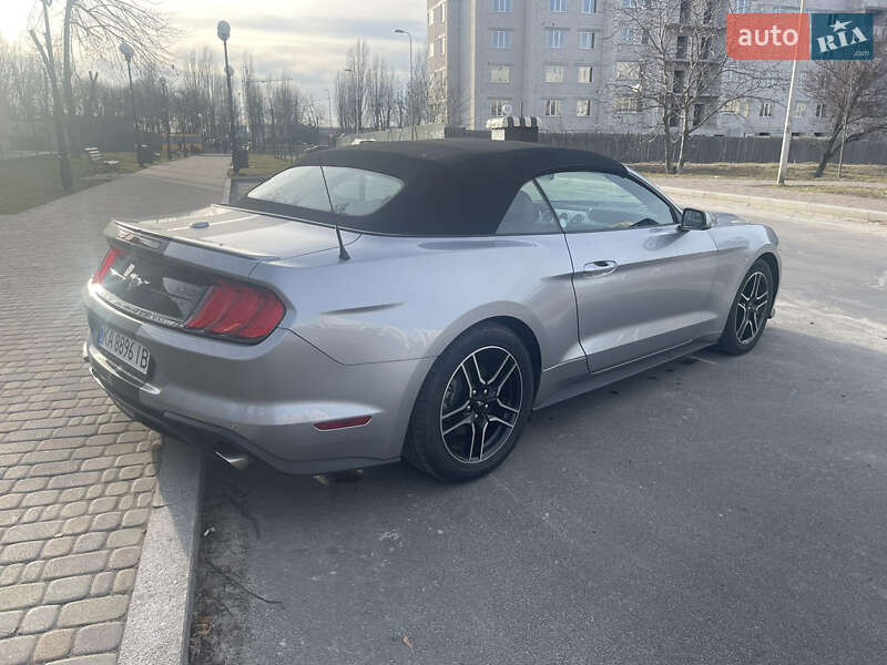 Кабріолет Ford Mustang 2019 в Києві