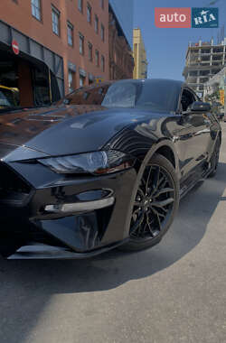 Купе Ford Mustang 2018 в 