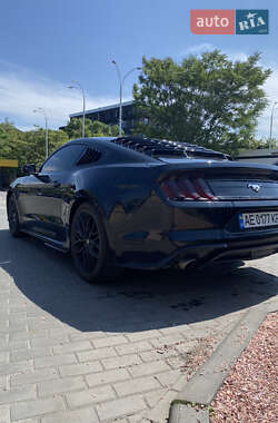 Купе Ford Mustang 2018 в 