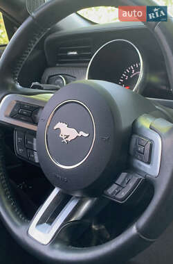 Купе Ford Mustang 2018 в 