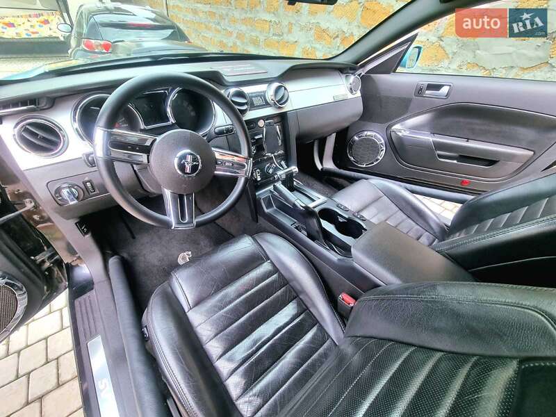 Купе Ford Mustang 2006 в Одессе