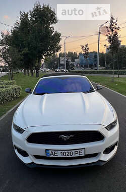 Кабриолет Ford Mustang 2016 в Днепре