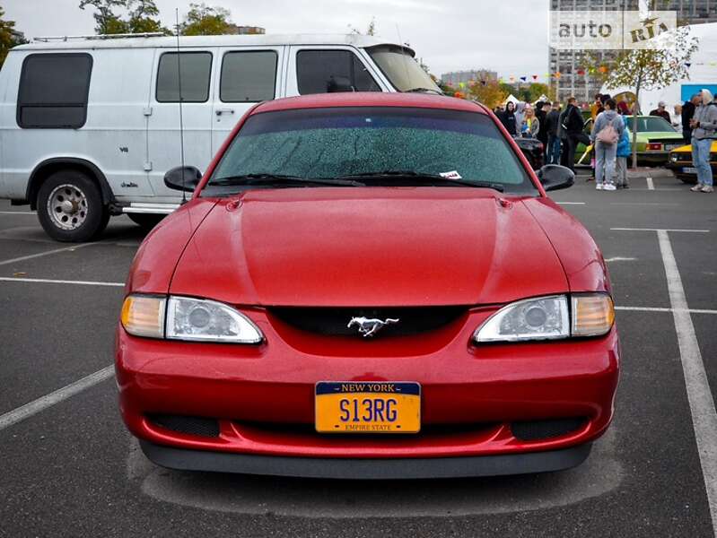 Купе Ford Mustang 1997 в Киеве