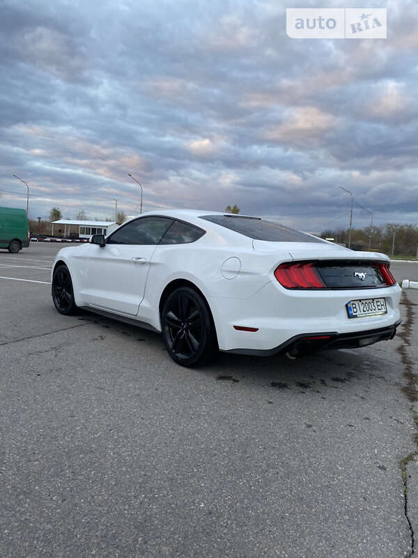 Купе Ford Mustang 2017 в Кременчуге