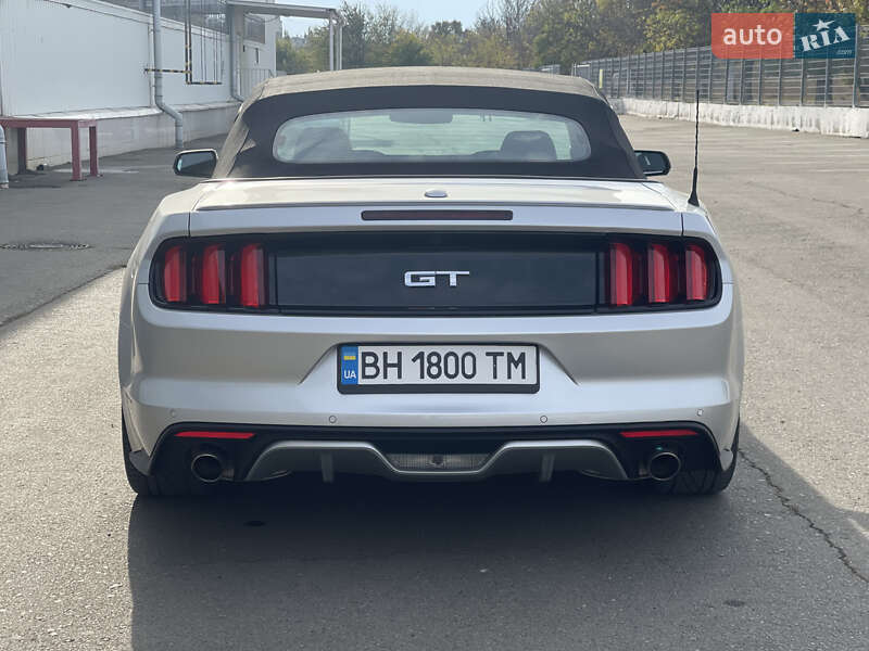 Кабриолет Ford Mustang 2016 в Одессе