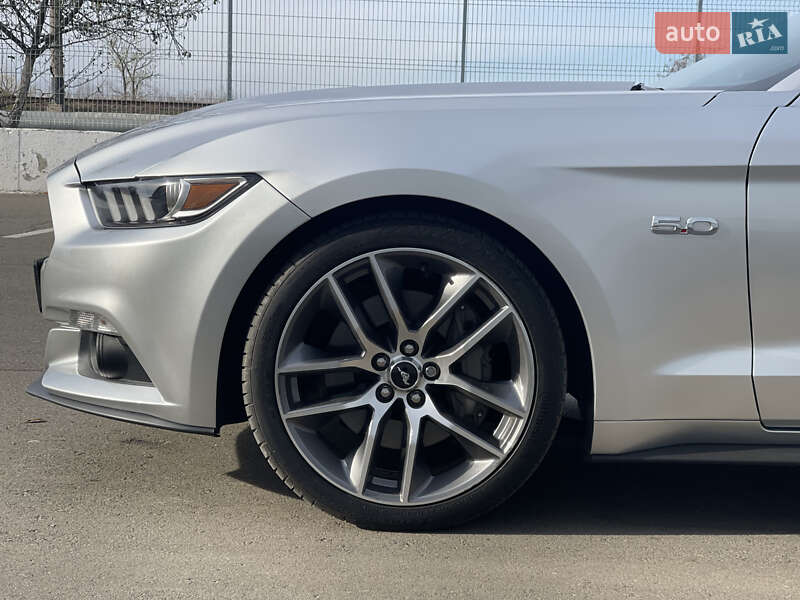 Кабриолет Ford Mustang 2016 в Одессе