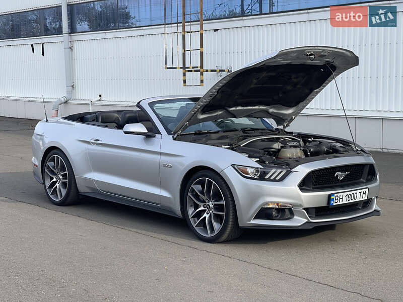 Кабриолет Ford Mustang 2016 в Одессе