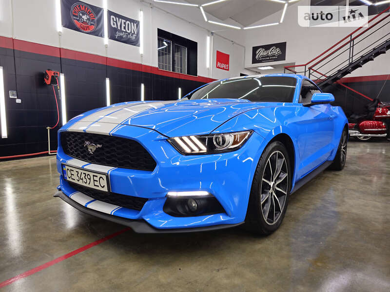 Купе Ford Mustang 2016 в Черновцах