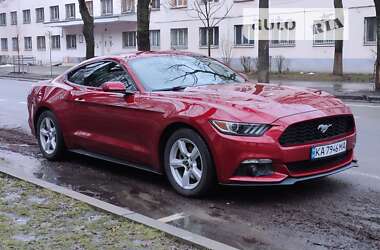 Купе Ford Mustang 2015 в Києві