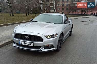 Купе Ford Mustang 2015 в Днепре