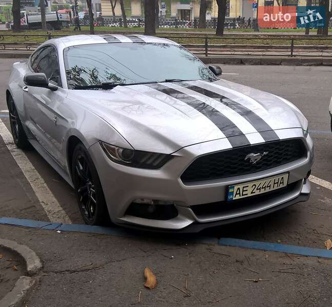 Ford Mustang 2015