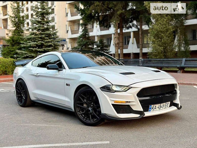 Купе Ford Mustang 2019 в Виннице