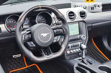 Кабриолет Ford Mustang 2017 в Киеве