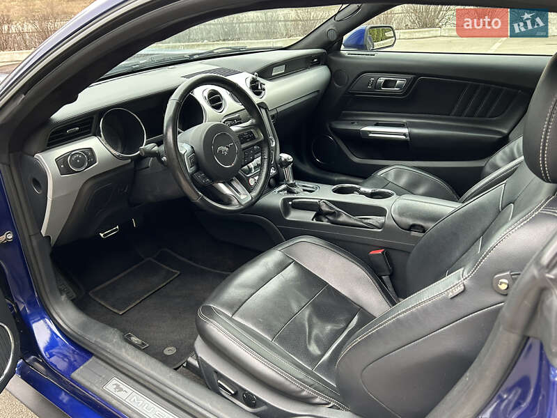 Купе Ford Mustang 2014 в Киеве
