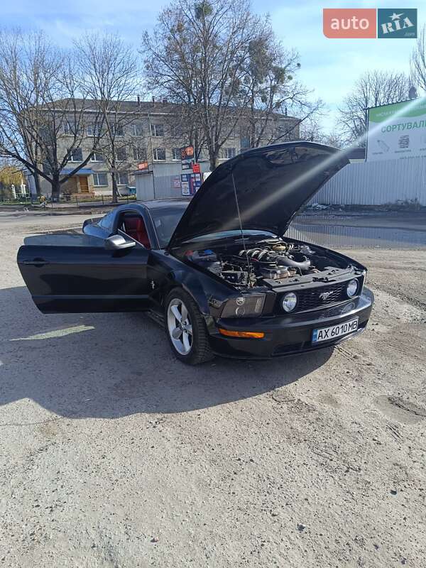 Купе Ford Mustang 2006 в Броварах