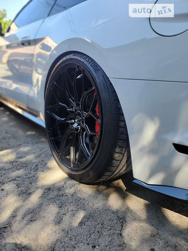 Купе Ford Mustang 2017 в Днепре