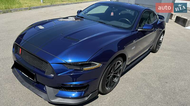 Купе Ford Mustang 2018 в Киеве