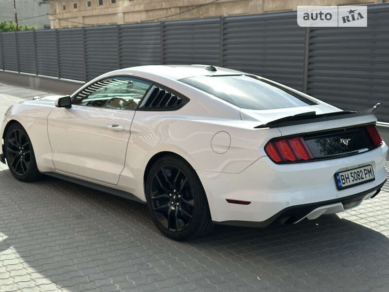 Купе Ford Mustang 2016 в Одесі