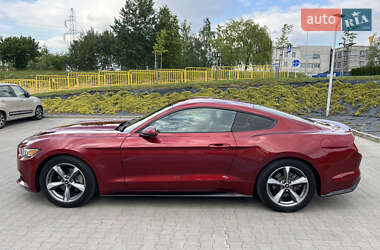 Купе Ford Mustang 2016 в 