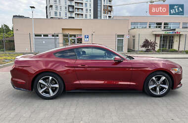 Купе Ford Mustang 2016 в 