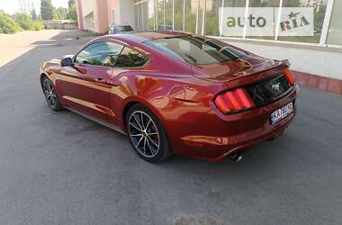 Купе Ford Mustang 2015 в Києві