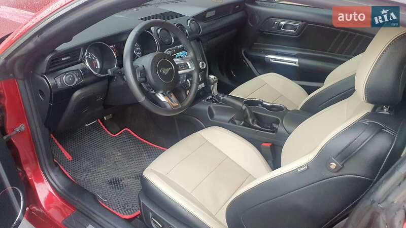 Купе Ford Mustang 2014 в Киеве