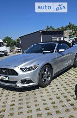 Кабріолет Ford Mustang 2015 в Корсунь-Шевченківському