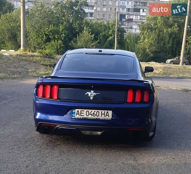 Купе Ford Mustang 2015 в Днепре