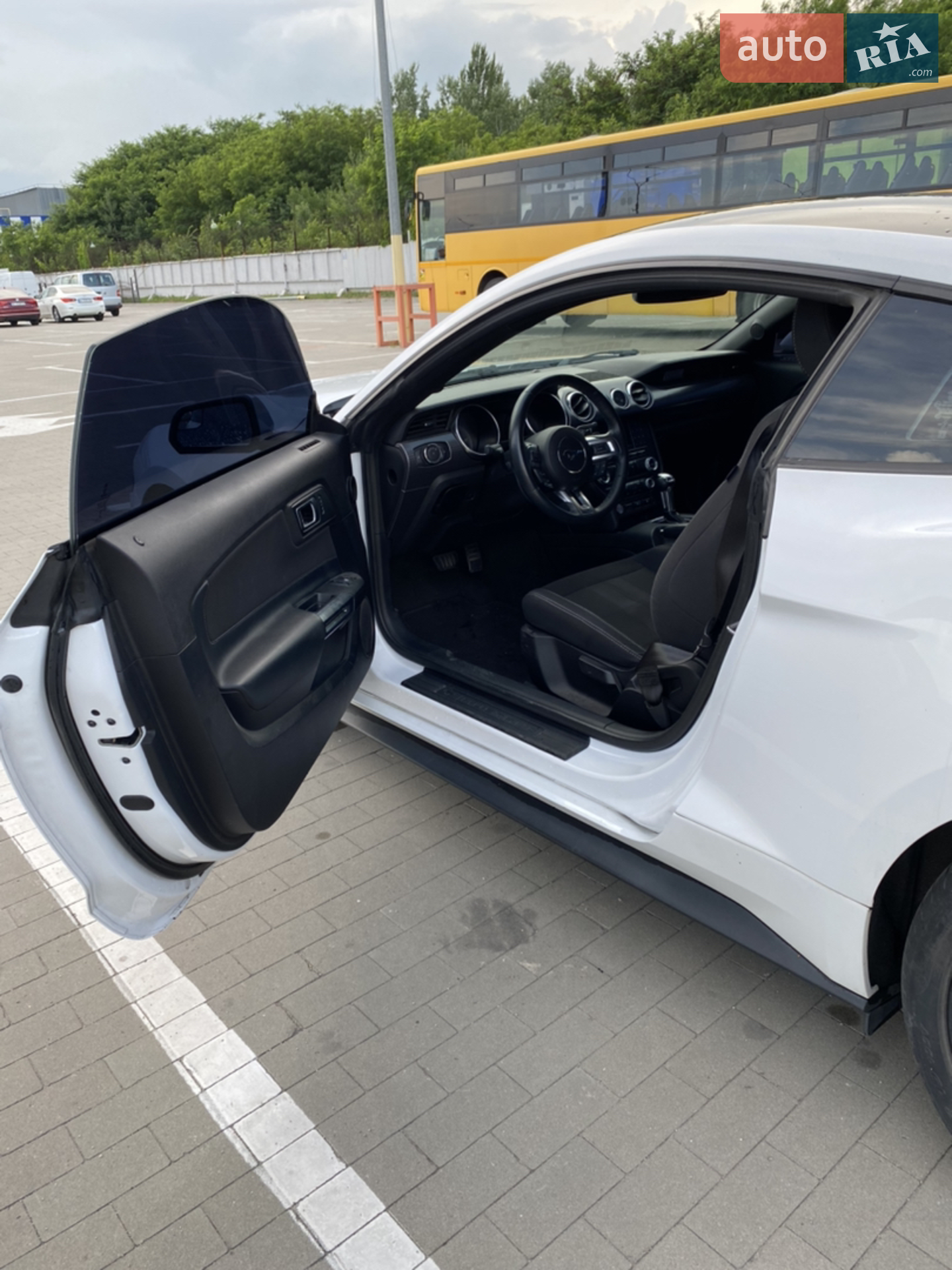 2017 Ford Mustang - мініатюра 12