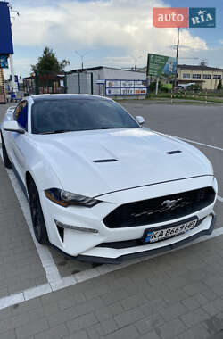 Купе Ford Mustang 2017 в 