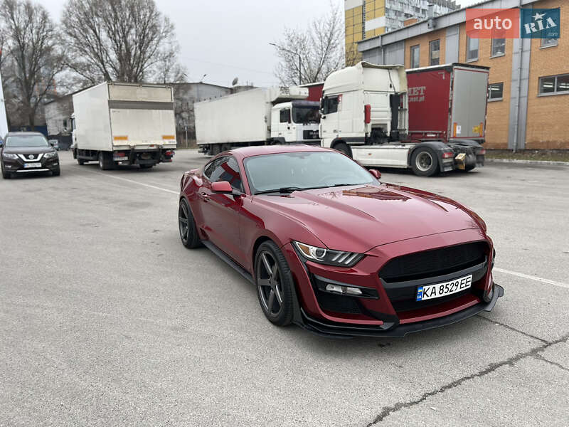 Купе Ford Mustang 2016 в Днепре