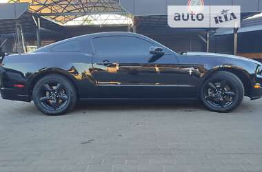Купе Ford Mustang 2014 в Миргороде