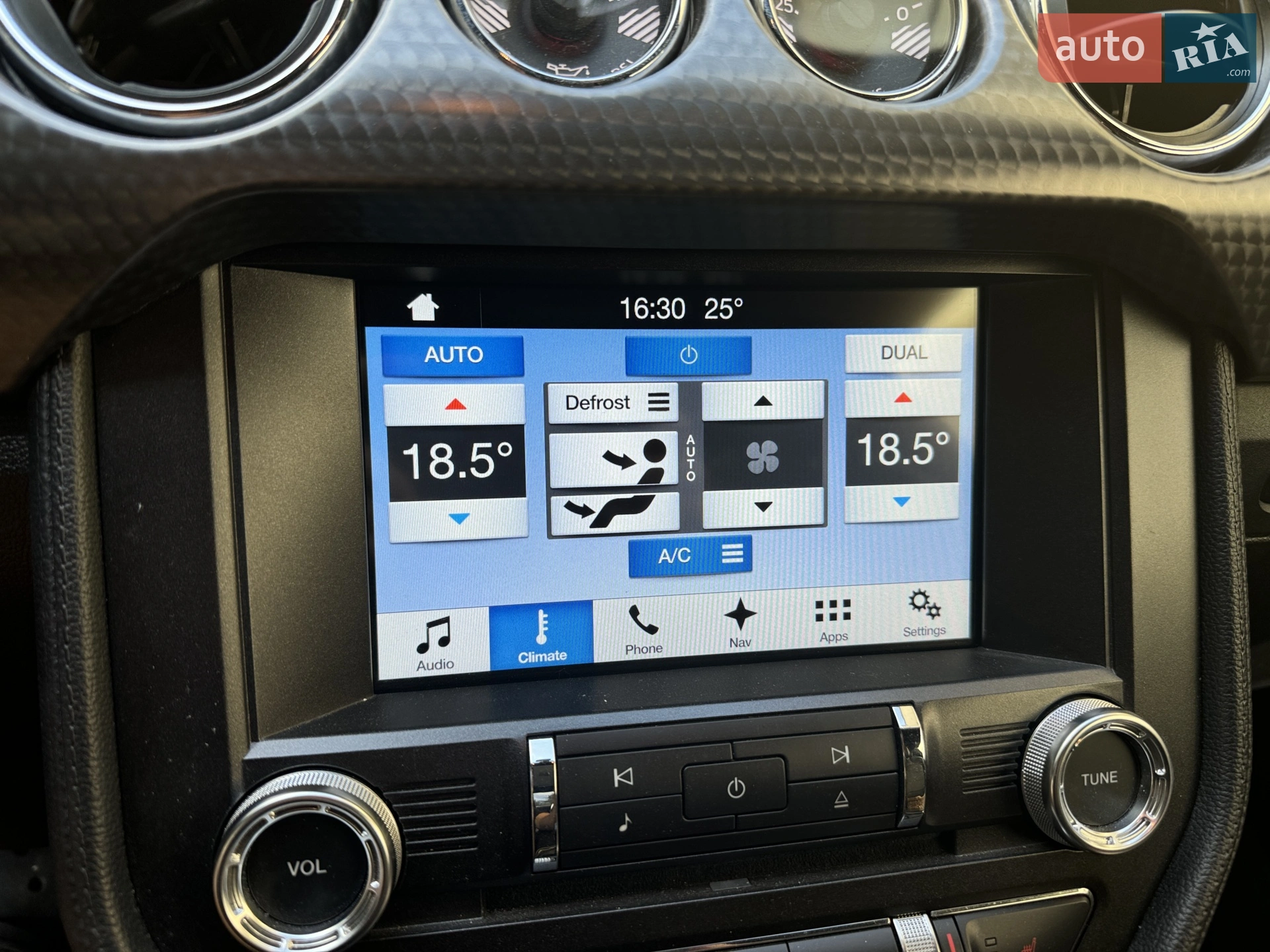 2016 Ford Mustang - мініатюра 8