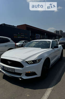 Купе Ford Mustang 2014 в Києві