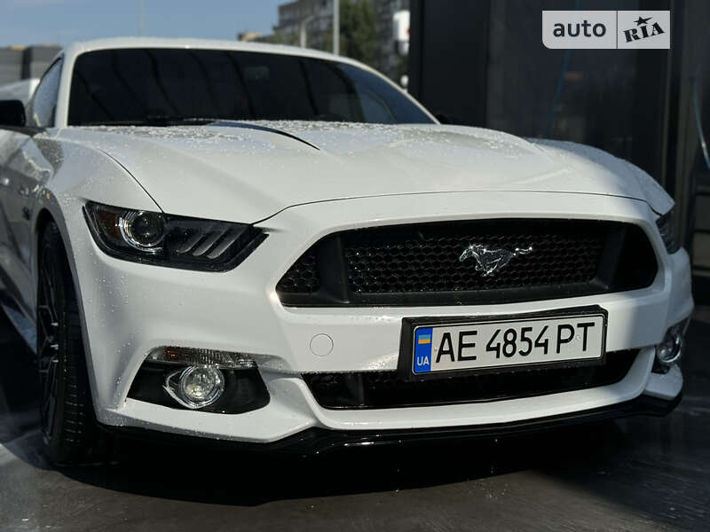 Купе Ford Mustang 2017 в Днепре