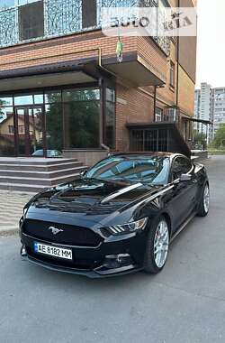 Купе Ford Mustang 2015 в Новомосковске