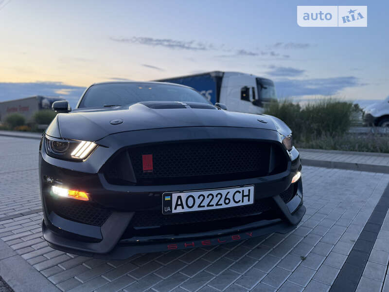 Купе Ford Mustang 2017 в Тячеві
