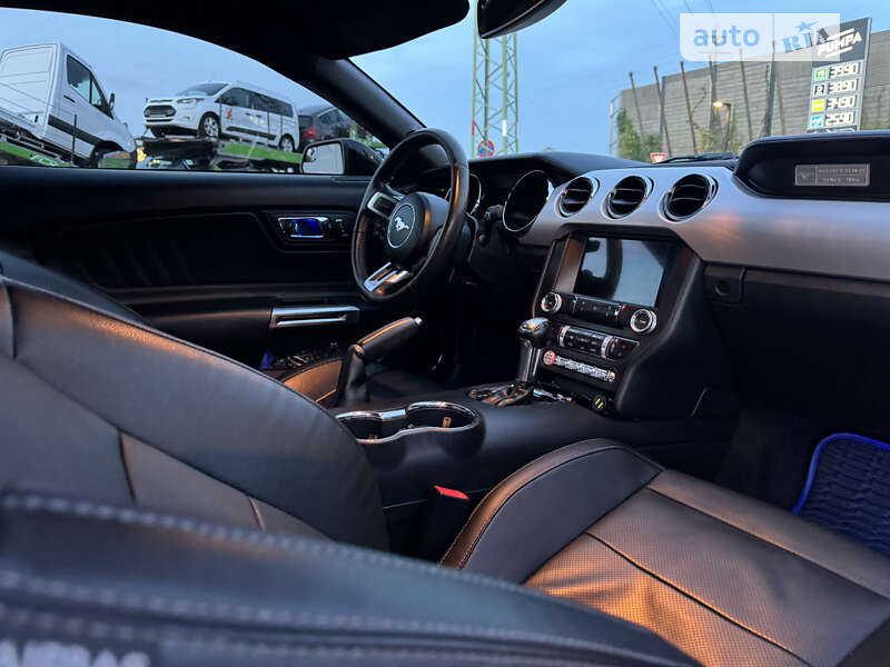 Купе Ford Mustang 2017 в Тячеві
