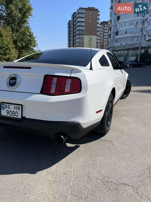 Купе Ford Mustang 2010 в Николаеве фото 9 Купе Ford Mustang 2010 в Николаеве
