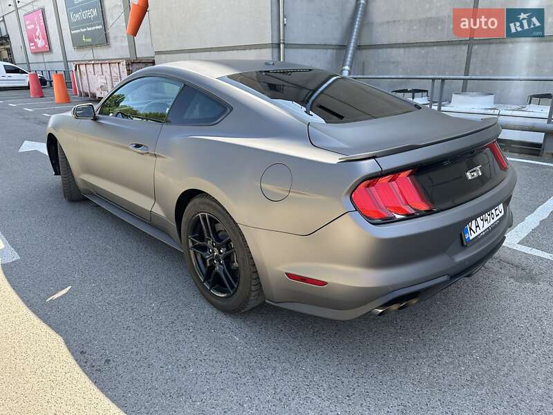 Купе Ford Mustang 2018 в Киеве